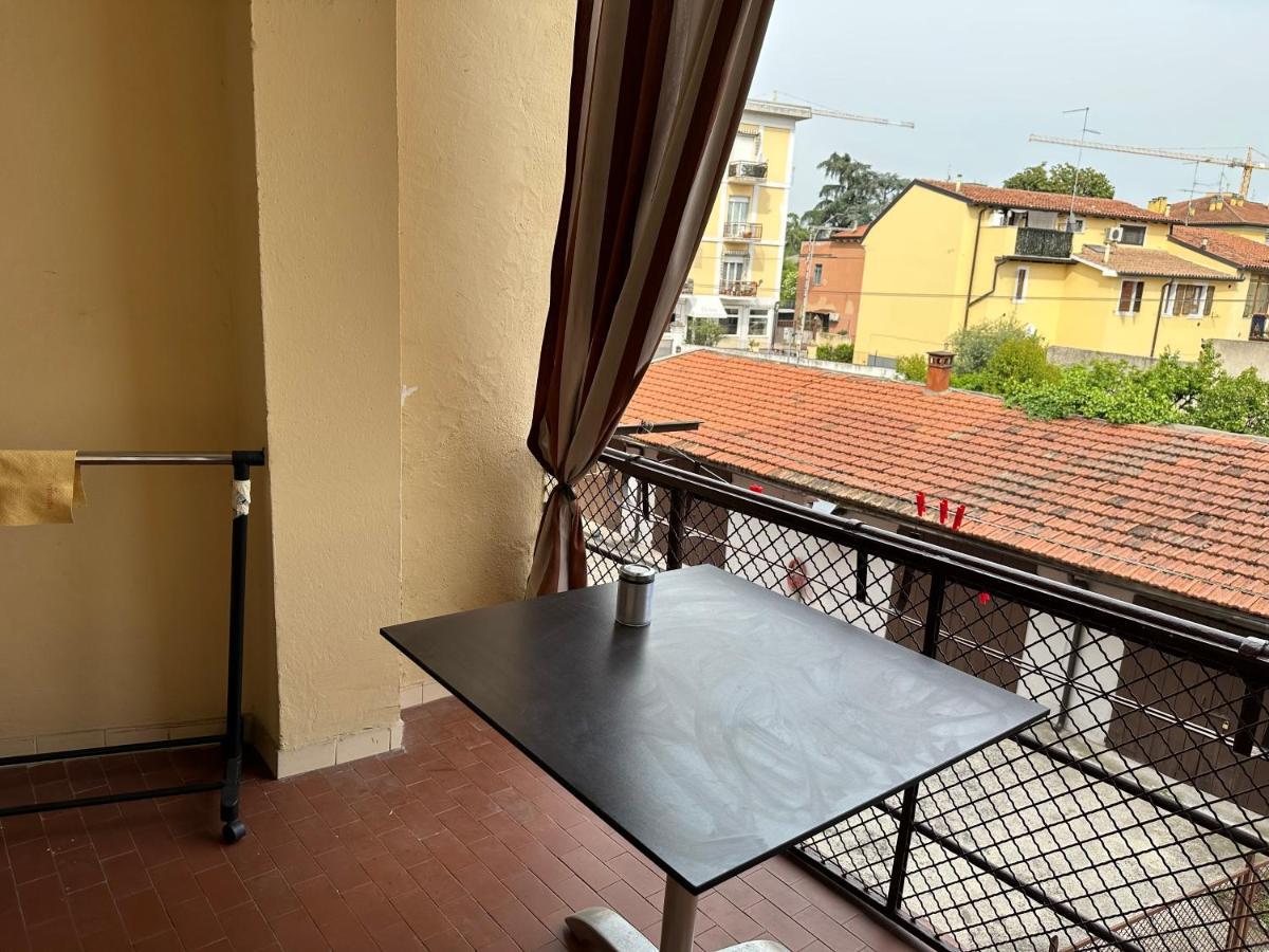 Appartamento Via Centro Verona Exteriör bild